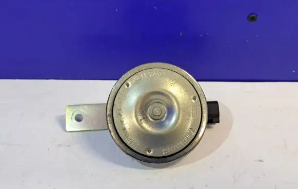 Jaguar XF X260 Horn signal A072657