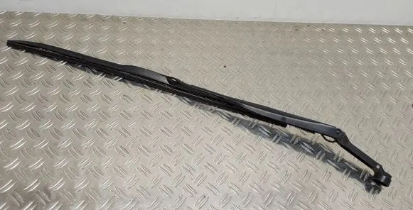 Toyota Prius+ (ZVW40) Windshield/front glass wiper blade 