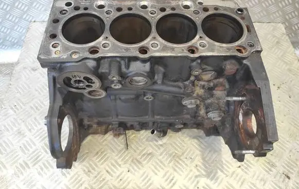 Opel Meriva B Engine block 