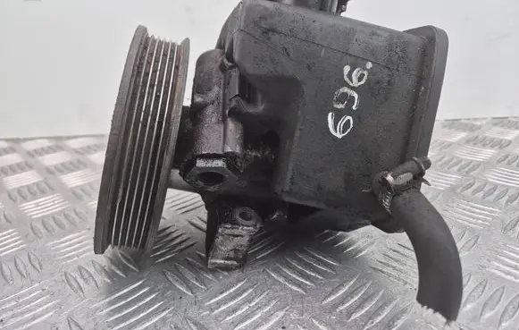 Power steering pump