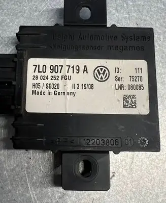 Volkswagen PASSAT B7 Alarm control unit/module 7l0907719a