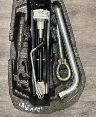 Seat Ibiza IV (6J,6P) Tool set 6C0012115H