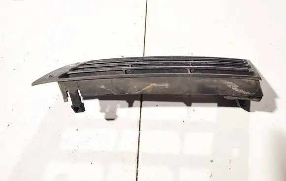 Audi A4 S4 B5 8D Front bumper lower grill