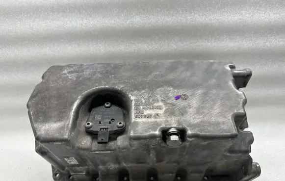 Volkswagen Crafter Oil sump 04L103603AC 05L907660A 04L103601AN