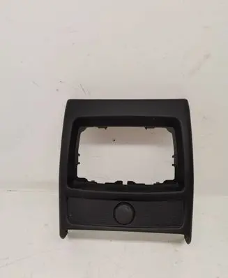 BMW 4 F32 F33 Rear air vent grill 9248227