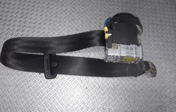 Audi A6 S6 C5 4B Rear seatbelt