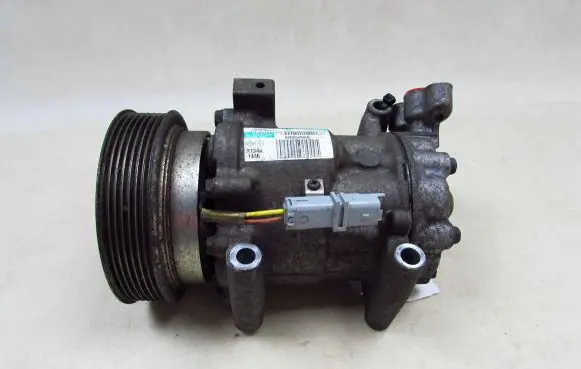 Renault Clio III Air conditioning (A/C) compressor (pump) 8200578856 52297