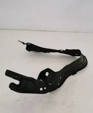 Mercedes-Benz C W203 Radiator support slam panel bracket 
