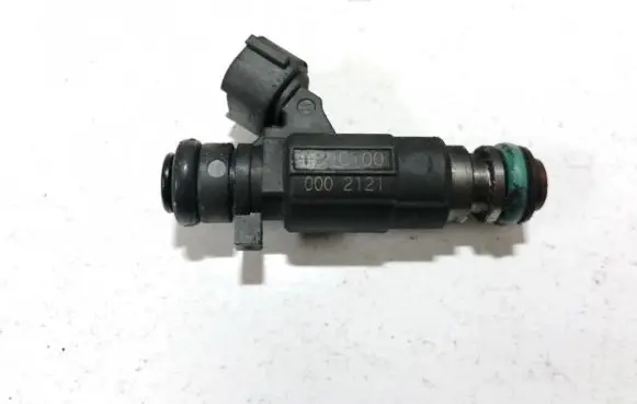 Subaru Legacy Fuel injector fbjc100 0002121