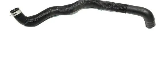 Engine coolant pipe/hose