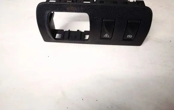 Traction control (ASR) switch