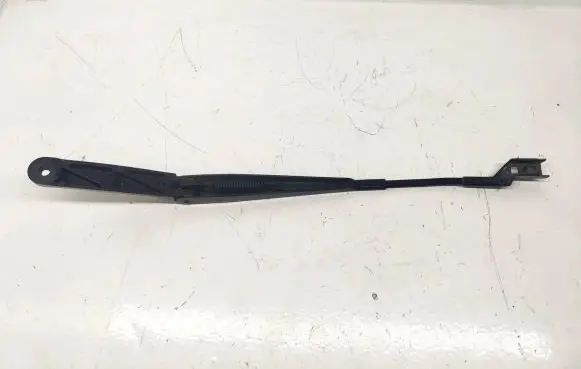 Volkswagen Golf VI Front wiper blade arm 1Q1955409
