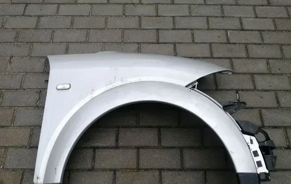 Audi A2 Fender 8Z0821022B