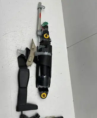 Volvo XC60 Front seatbelt 39818848 8630467