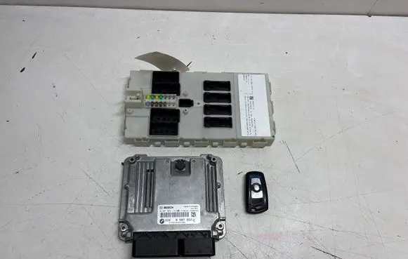BMW 2 F22 F23 Engine ECU kit and lock set 8587952 170565236 1039S83345
