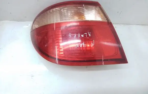 Nissan Almera N16 Rear/tail lights