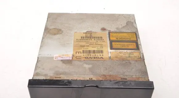 Volvo V70 CD/DVD changer 8673731