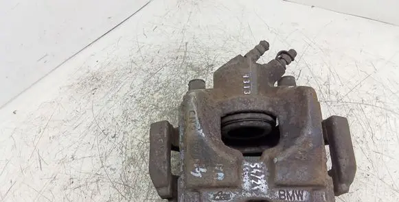 BMW 1 E82 E88 Front brake caliper 5424 522