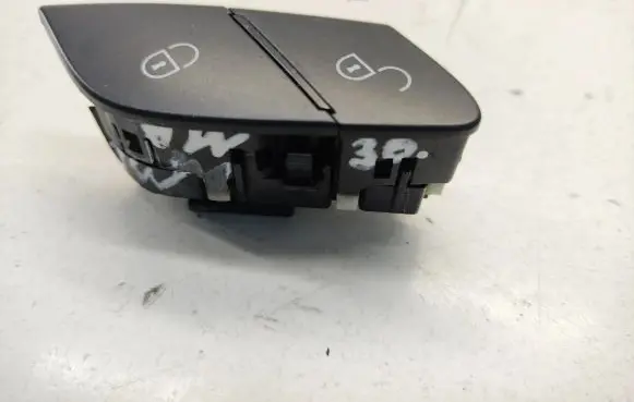 Mercedes-Benz ML W164 Central locking switch button A2518200910