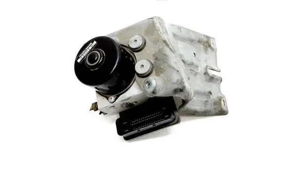 Volvo XC90 ABS Pump 30793447 30793446