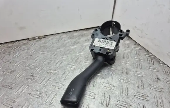 Audi TT Mk1 Indicator stalk 8L0953513G