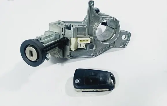 Opel Zafira B Ignition lock N0501882