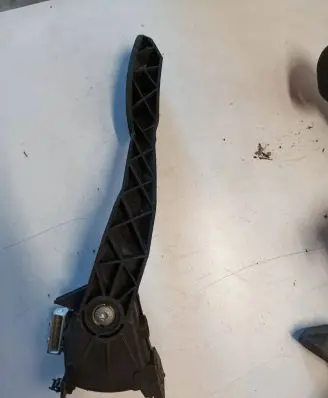 Volvo S80 Accelerator throttle pedal 30636005 6PV00853702