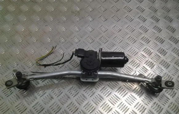 KIA Sportage Front wiper linkage and motor