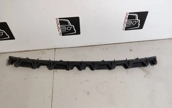 Skoda Octavia Mk2 (1Z) Rear bumper mounting bracket 1Z9807863