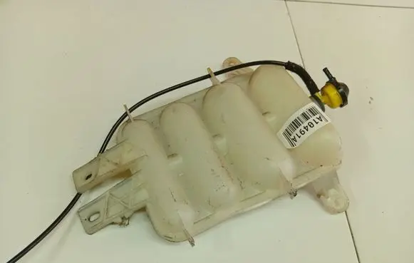 Audi A4 S4 B5 8D Vacuum air tank 8D0820601