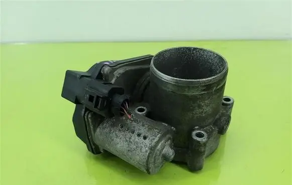 Volkswagen Polo IV 9N3 Throttle body valve 03C133062C