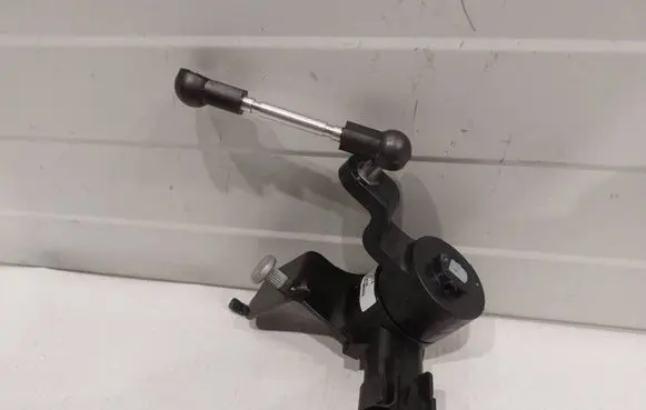 Chevrolet Camaro Front height sensor lever 84365974