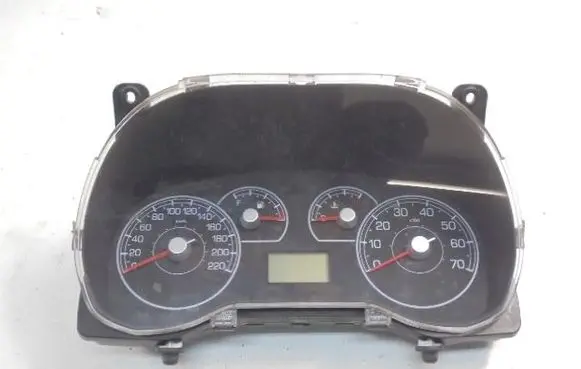Speedometer (instrument cluster)