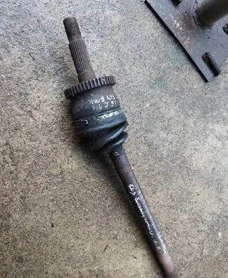 Jeep Grand Cherokee (WJ) Front driveshaft 