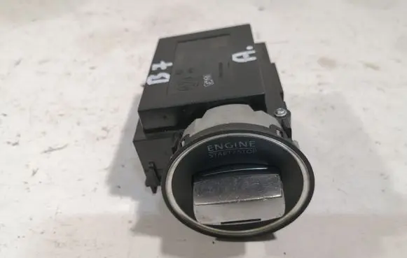 Volkswagen PASSAT B7 Ignition lock 3C0905843 3C0905843E