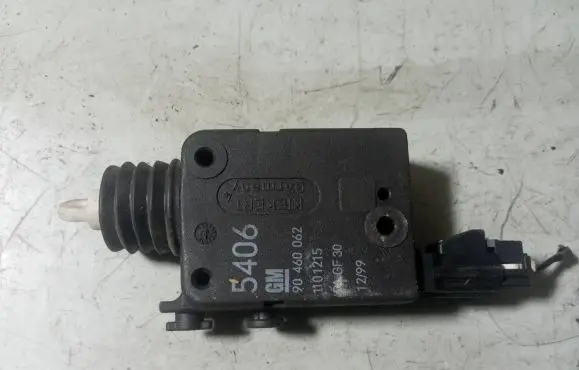 Opel Zafira A Central locking motor 90460062