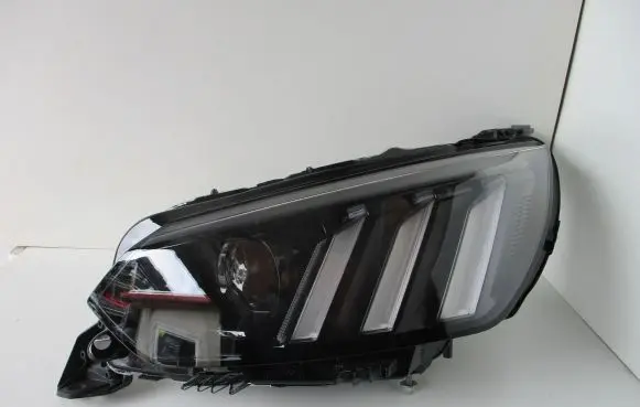 Peugeot 208 Headlight/headlamp 9850177680