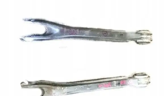 Mercedes-Benz C W205 Rear control arm A2043521205