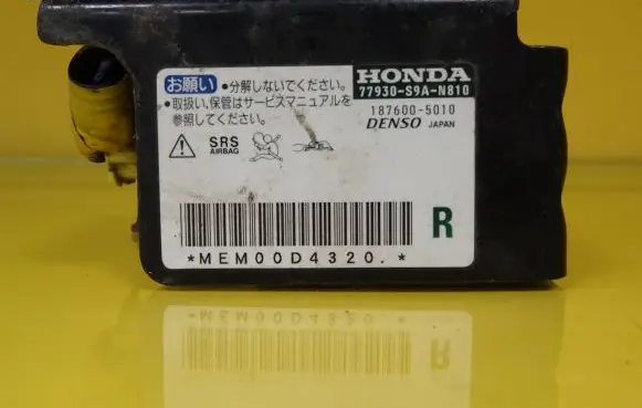 Honda CR-V Airbag deployment crash/impact sensor 77930-S9A-N810