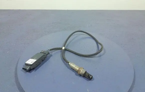 Skoda Octavia 985 Lambda probe sensor 05L907807CA