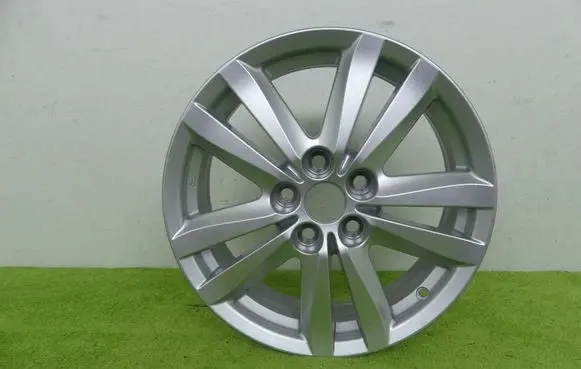 Mitsubishi Outlander R17 alloy rim 