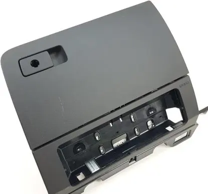 Glove box