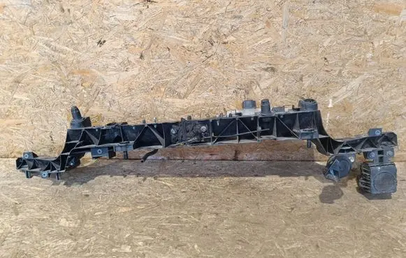 Renault Zoe Top upper radiator support slam panel 752108751R