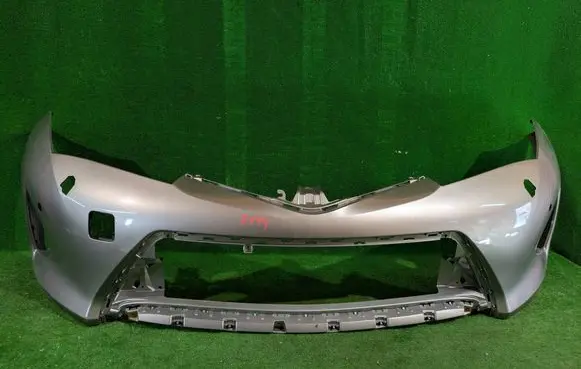 Toyota Auris E180 Front bumper