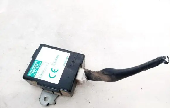 Toyota Avensis Verso Door control unit/module 8974140060 89741-40060