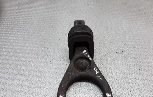 Nissan Almera N16 Clutch release arm fork 