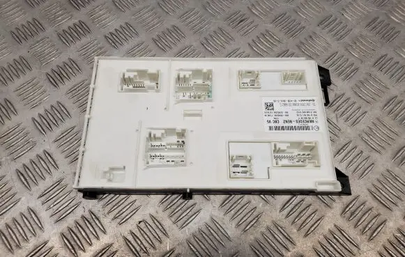 Mercedes-Benz GL X166 SAM control unit A1669009411 1669009411