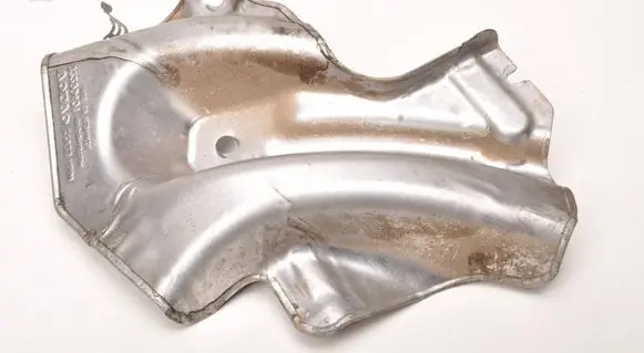 Volvo XC60 Heat shield in engine bay 32299401