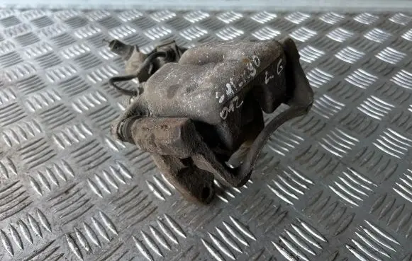 Skoda Superb B6 (3T) Rear brake caliper