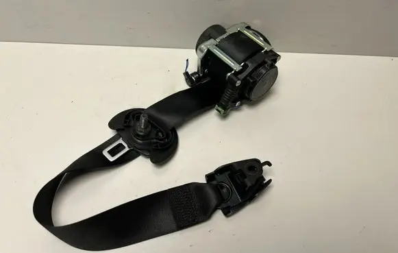 BMW X1 U11 Front seatbelt 6959458
